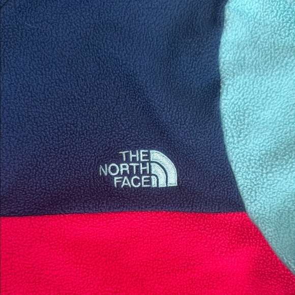 The North Face Girl’s Kids' Pink and Blue Fleece Pullover Sweatshirt Size XL - Picture 2 of 8